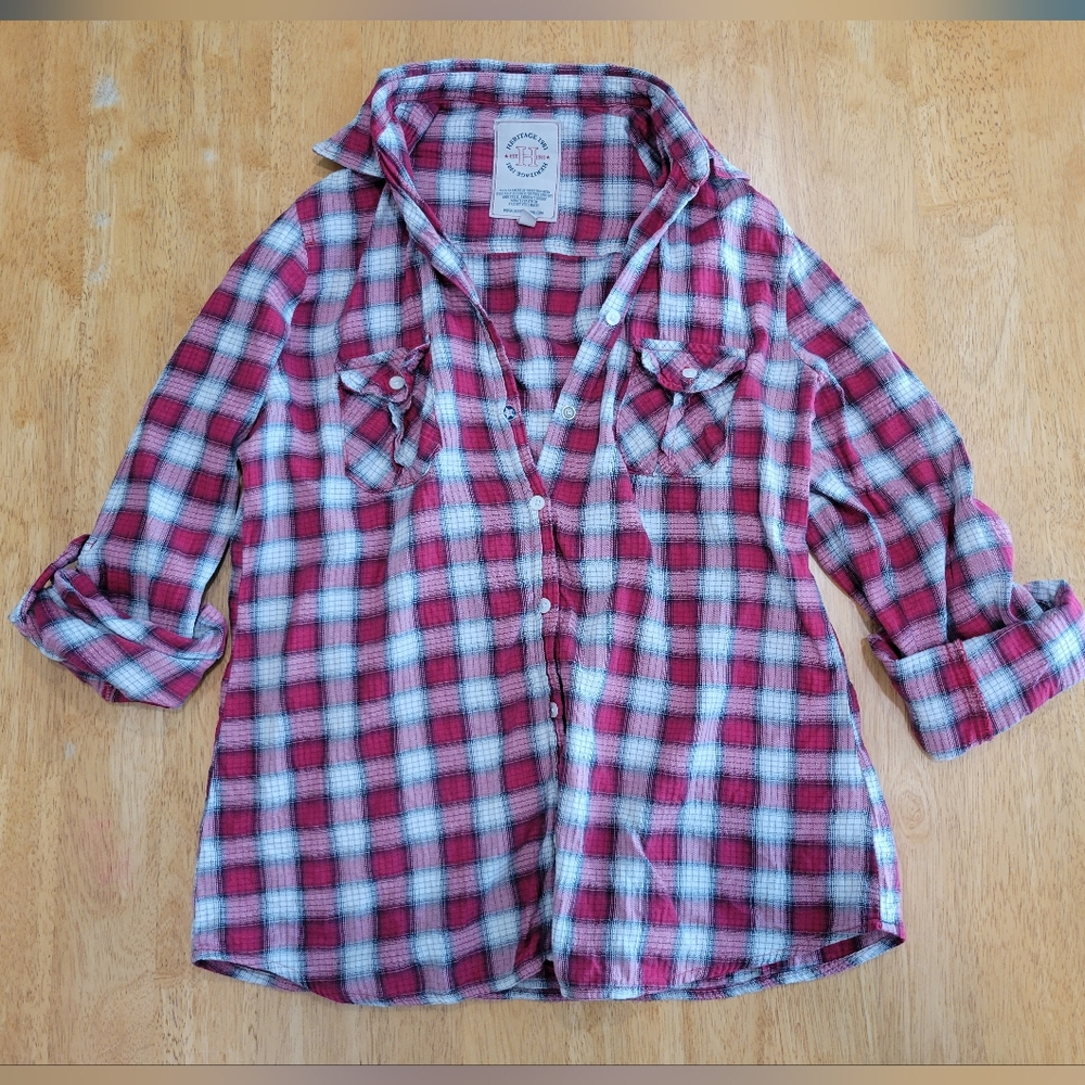 EUC Heritage plaid Red And White flannel button up Top